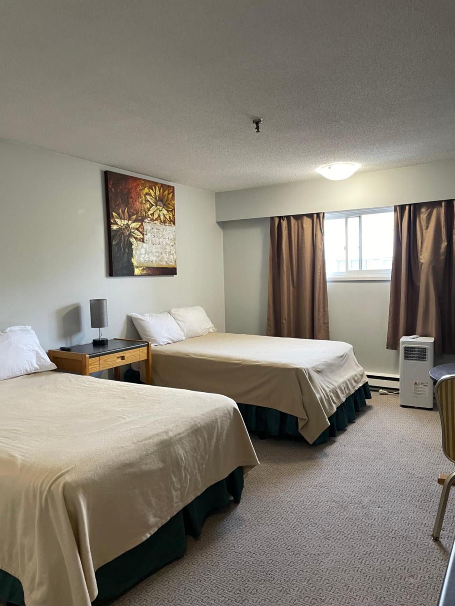 Nechako Valley Inn Vanderhoof Exterior photo